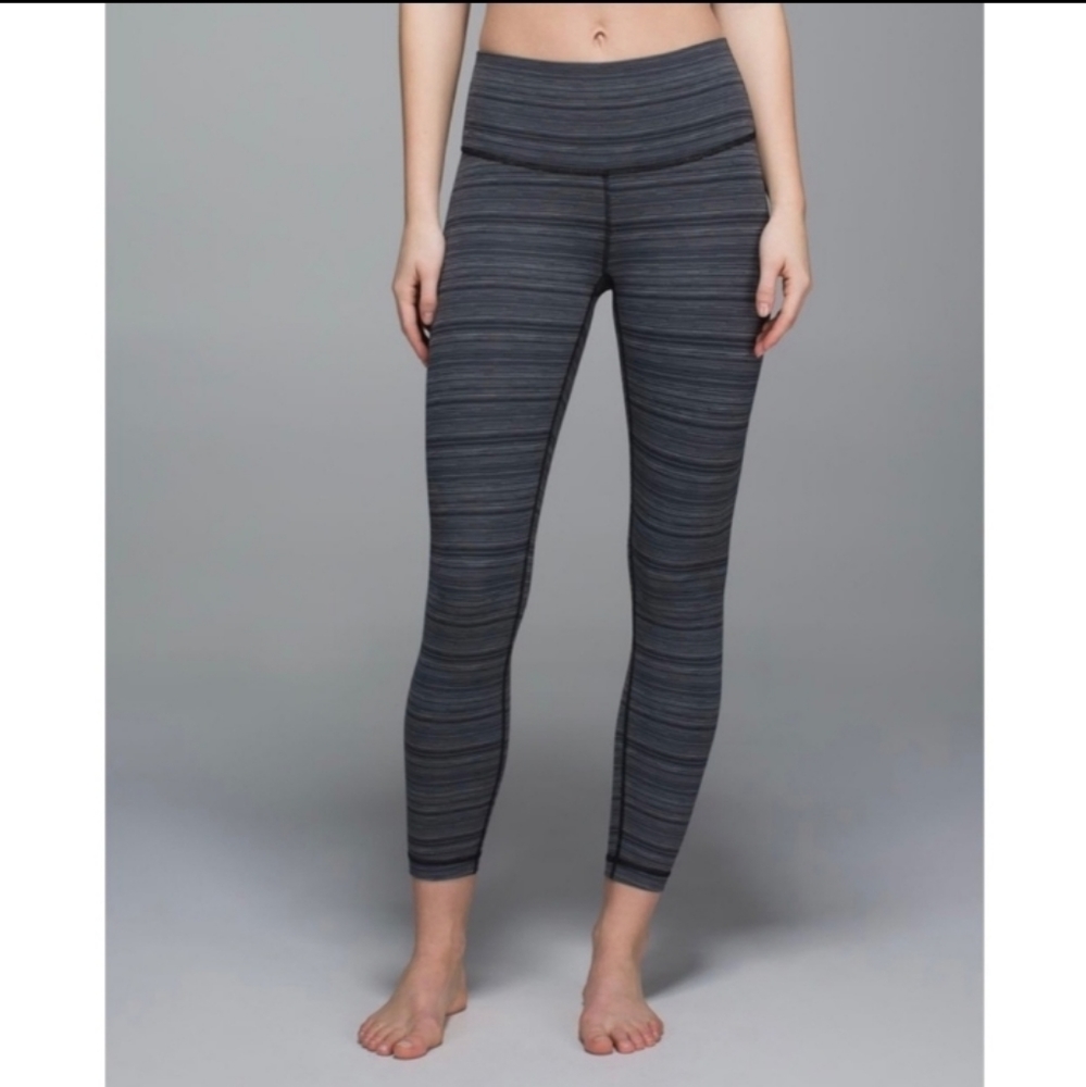 Lululemon High Times Pants Luxtreme 7/8 Length